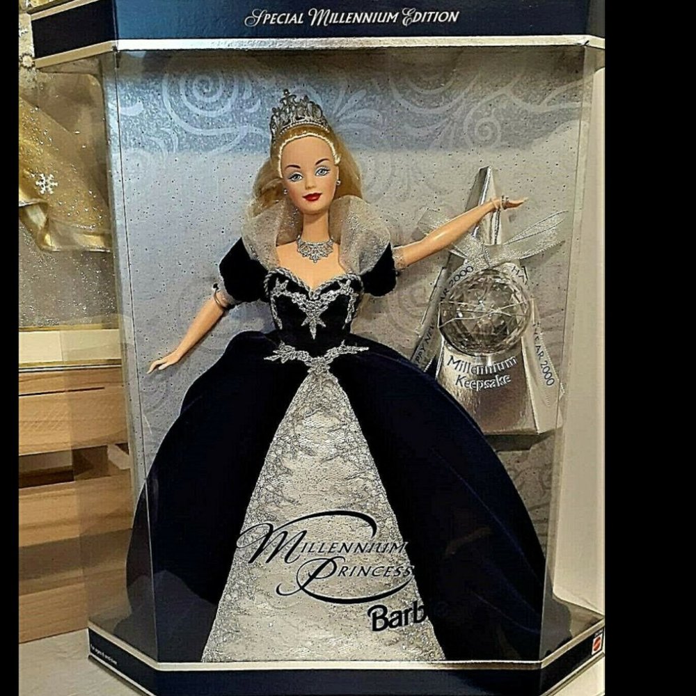 VERY RARE - Special Edition 1999 Mattel Millennium Princess Barbie Doll (24154)